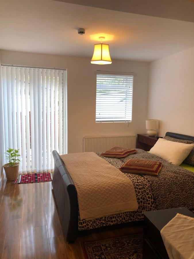 Eltham Flat Apartment ลอนดอน ภายนอก รูปภาพ